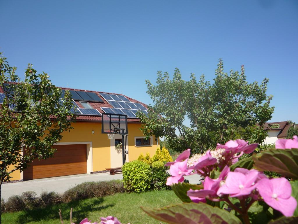 Apartmany Graf Chýně Extérieur photo