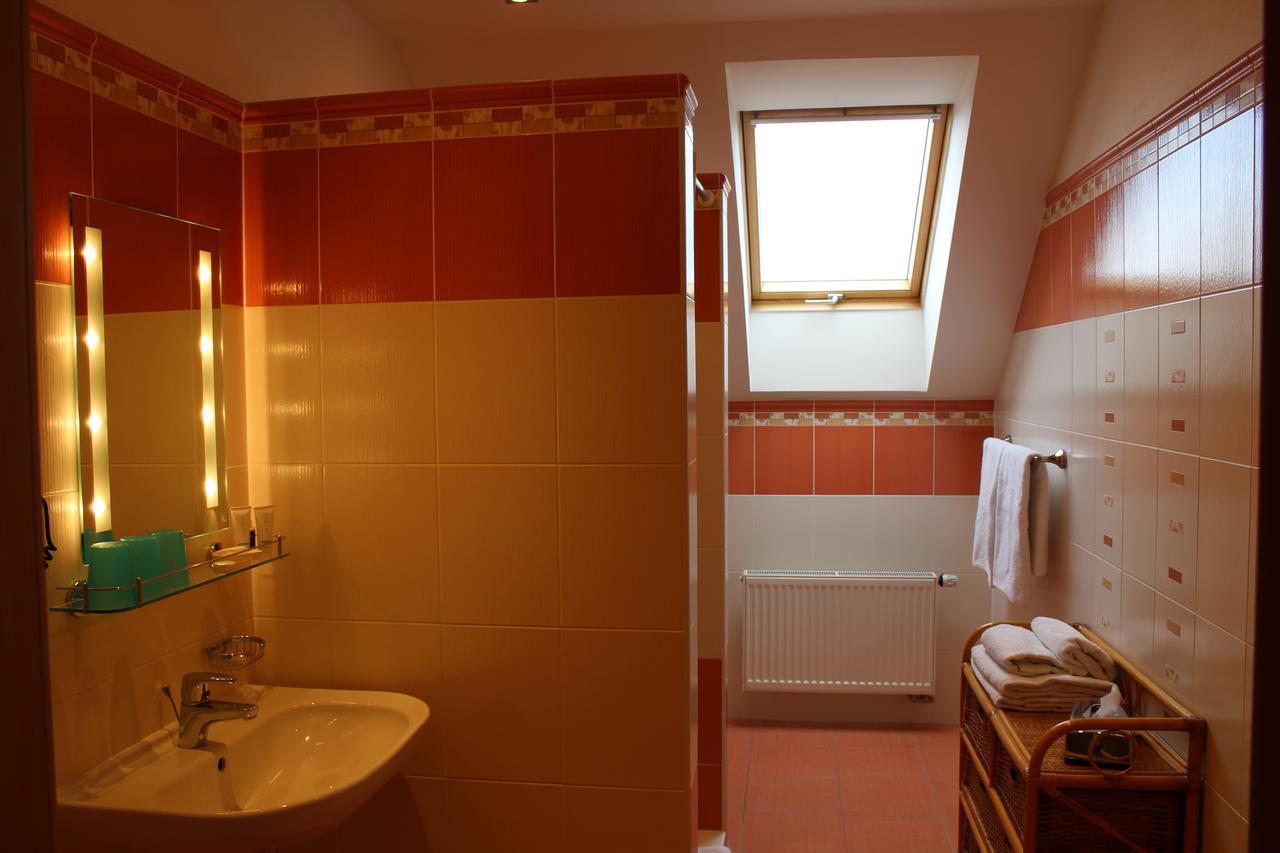 Apartmany Graf Chýně Extérieur photo