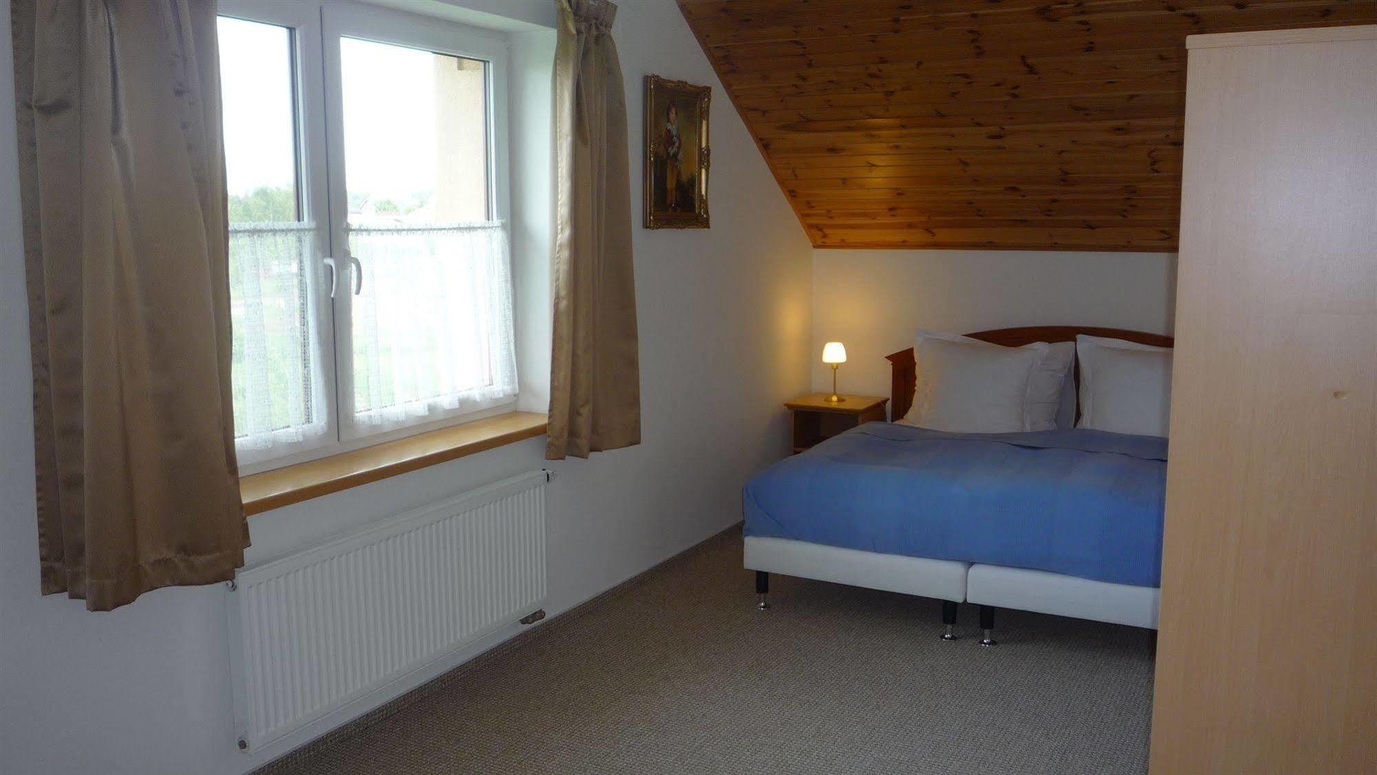 Apartmany Graf Chýně Extérieur photo